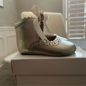 Elephantito Gold Sabrina Baby Shoe Size 4